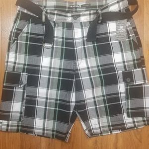 Mens NWT ecko unltd black and white shorts w belt
